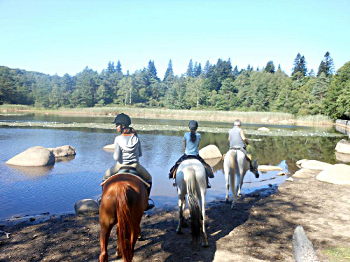 lac du merle à cheval