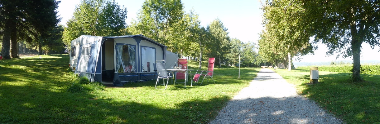 Location caravane dans un camping familial